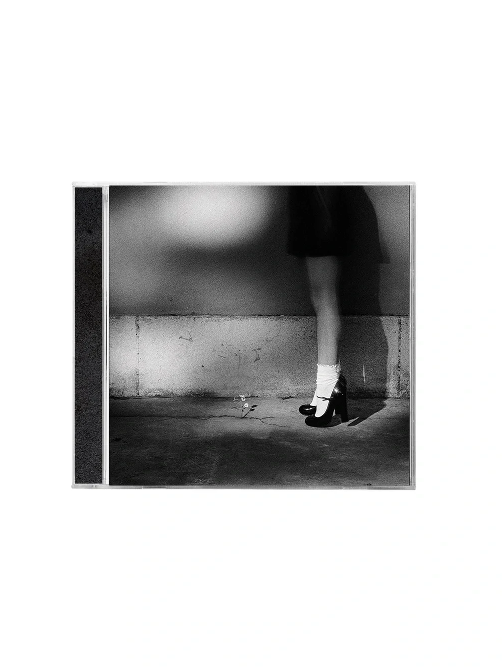 EXCLUSIVE! “petal” – Ariana Grande Lenticular CD
